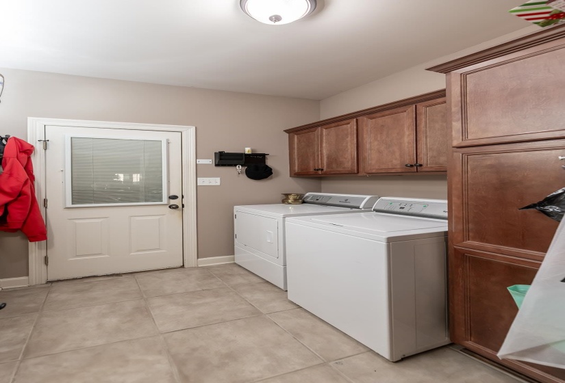 30 RUNNING BROOK LN, Oakland, Tennessee 38060, 3 Bedrooms Bedrooms, 8 Rooms Rooms,2.1 BathroomsBathrooms,Residential,For Sale,RUNNING BROOK,10211976