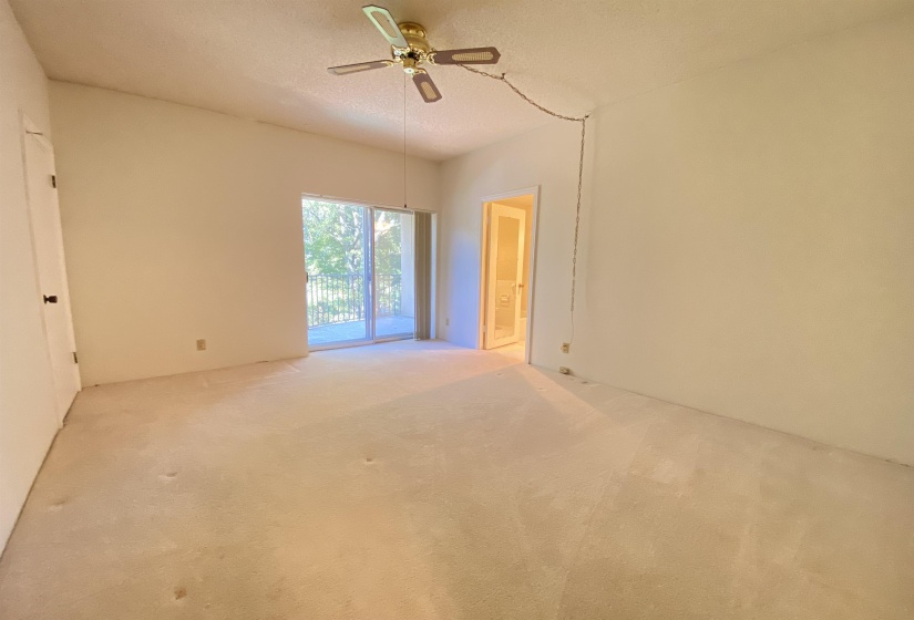 475 HIGHLAND ST, Memphis, Tennessee 38122, 3 Bedrooms Bedrooms, 5 Rooms Rooms,3 BathroomsBathrooms,Residential,For Sale,HIGHLAND,10212004
