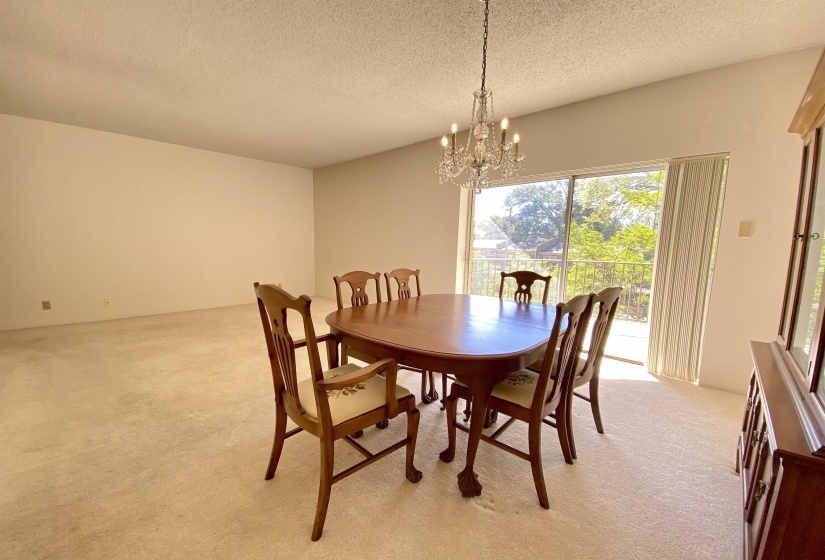 475 HIGHLAND ST, Memphis, Tennessee 38122, 3 Bedrooms Bedrooms, 5 Rooms Rooms,3 BathroomsBathrooms,Residential,For Sale,HIGHLAND,10212004