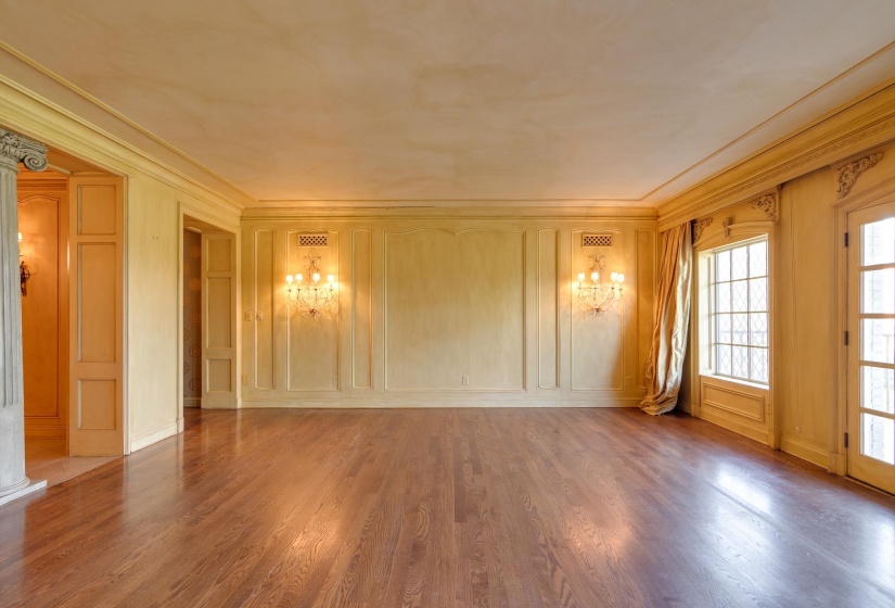 585 GREER ST, Memphis, Tennessee 38111, 3 Bedroom Bedrooms, 8 Room Rooms,3 BathroomBathrooms,Residential,For Sale,GREER,0,10212010