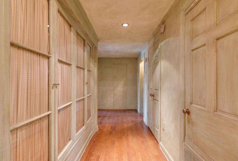585 GREER ST, Memphis, Tennessee 38111, 3 Bedroom Bedrooms, 8 Room Rooms,3 BathroomBathrooms,Residential,For Sale,GREER,0,10212010