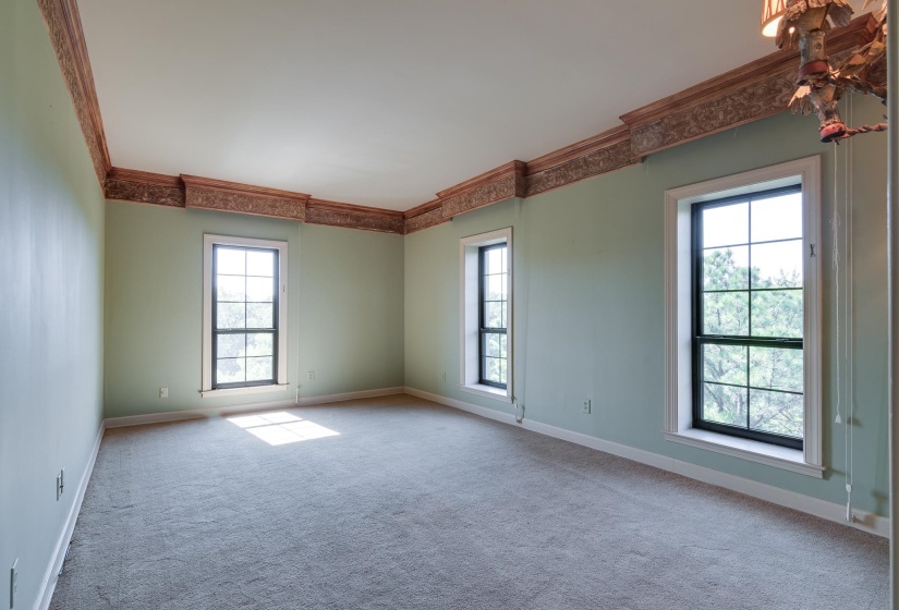 585 GREER ST, Memphis, Tennessee 38111, 3 Bedroom Bedrooms, 8 Room Rooms,3 BathroomBathrooms,Residential,For Sale,GREER,0,10212010