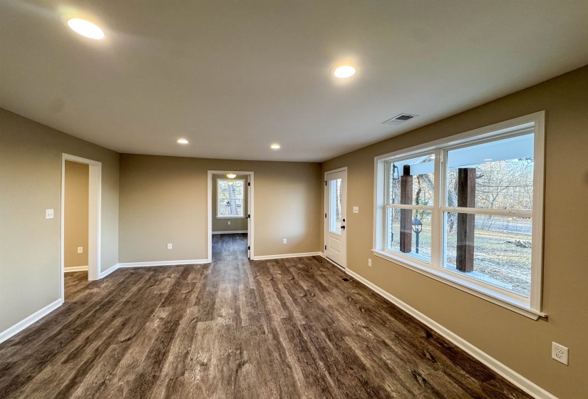 1321 59 HWY, Covington, Tennessee 38019, 3 Bedrooms Bedrooms, 7 Rooms Rooms,2 BathroomsBathrooms,Residential,For Sale,59,10212081