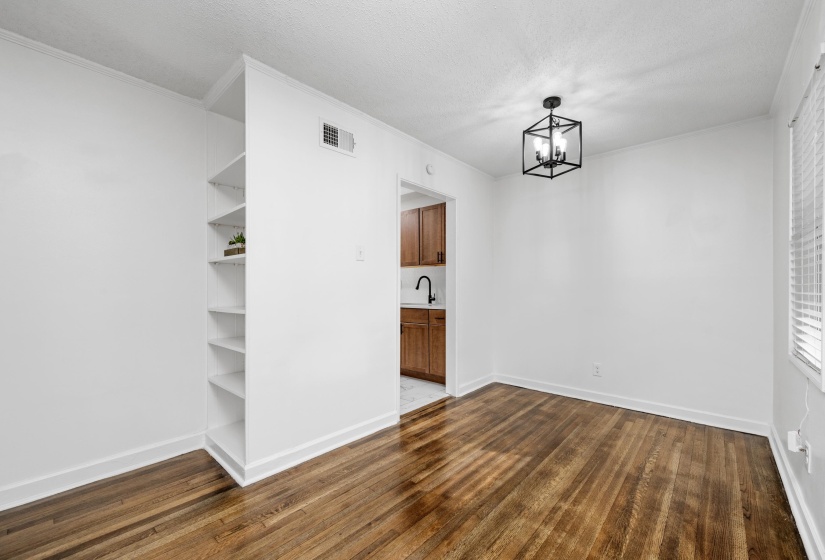 4808 QUINCE RD, Memphis, Tennessee 38117, 4 Bedrooms Bedrooms, 8 Rooms Rooms,2 BathroomsBathrooms,Residential,For Sale,QUINCE,10211226