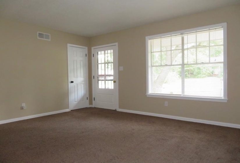 3969 TREZEVANT ST, Memphis, Tennessee 38127, 3 Bedrooms Bedrooms, 5 Rooms Rooms,1 BathroomBathrooms,Residential,For Sale,TREZEVANT,10212143