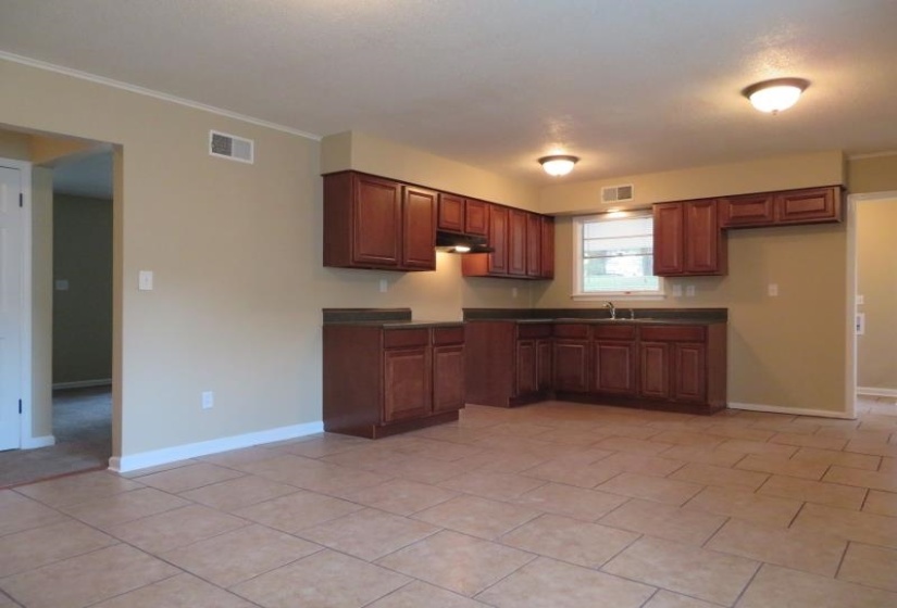 3969 TREZEVANT ST, Memphis, Tennessee 38127, 3 Bedrooms Bedrooms, 5 Rooms Rooms,1 BathroomBathrooms,Residential,For Sale,TREZEVANT,10212143