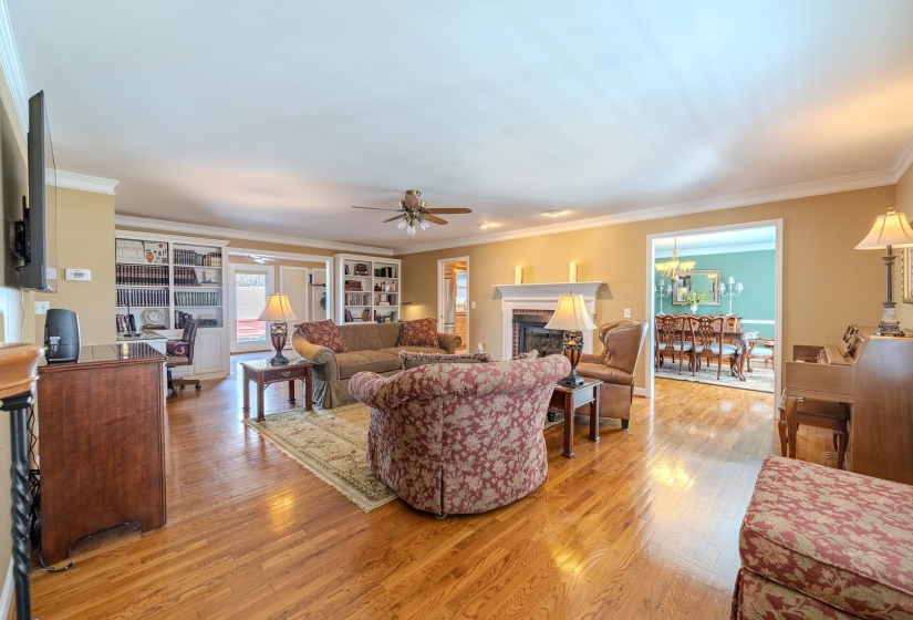 115 SEQUOIA PL, Savannah, Tennessee 38372, 3 Bedrooms Bedrooms, 7 Rooms Rooms,2.2 BathroomsBathrooms,Residential,For Sale,SEQUOIA,10212168