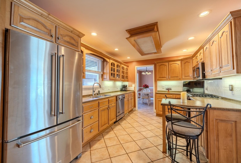 115 SEQUOIA PL, Savannah, Tennessee 38372, 3 Bedrooms Bedrooms, 7 Rooms Rooms,2.2 BathroomsBathrooms,Residential,For Sale,SEQUOIA,10212168