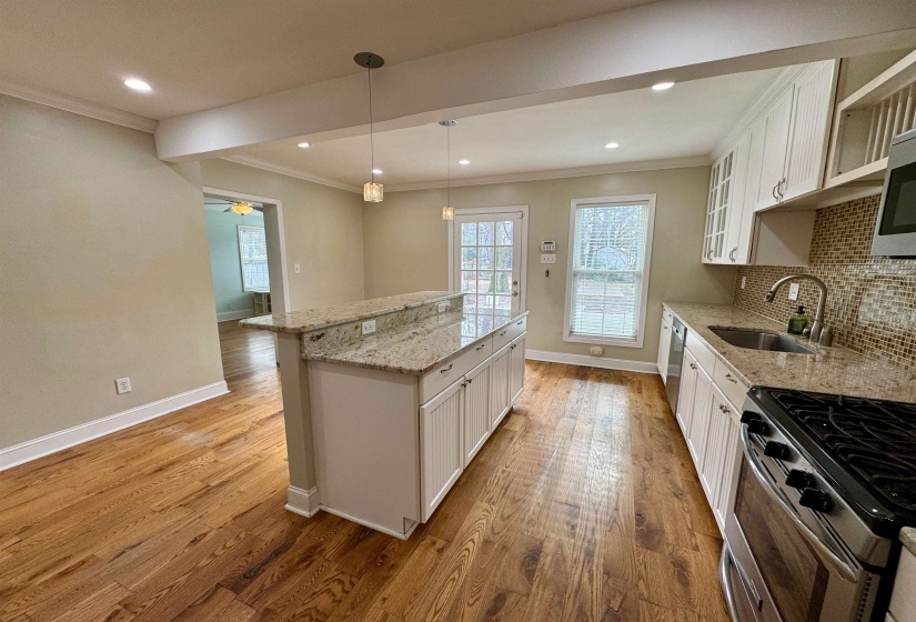 3419 HIGHLAND PARK PL, Memphis, Tennessee 38111, 3 Bedrooms Bedrooms, 8 Rooms Rooms,2.1 BathroomsBathrooms,Residential,For Sale,HIGHLAND PARK,10212179
