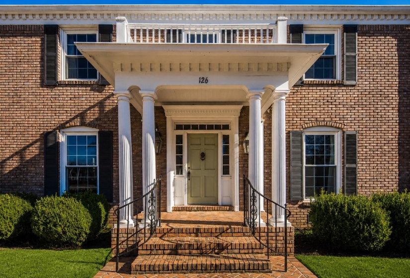 126 ROOKS DR, Brownsville, Tennessee 38012-2920, 4 Bedrooms Bedrooms, 10 Rooms Rooms,2 BathroomsBathrooms,Residential,For Sale,ROOKS,10212214