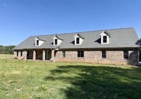 250 MCDOW LN, Covington, Tennessee 38019, 5 Bedrooms Bedrooms, 11 Rooms Rooms,4.1 BathroomsBathrooms,Residential,For Sale,MCDOW,10212224
