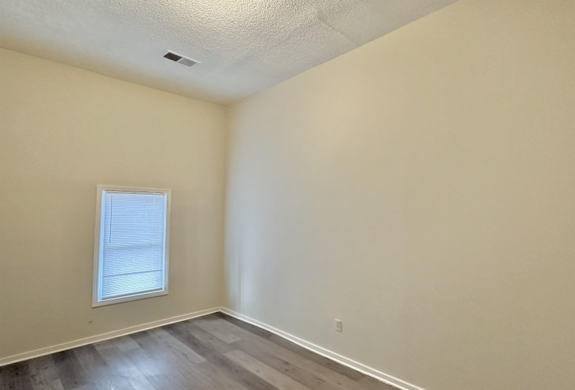 2195 CARNES AVE, Memphis, Tennessee 38114, 5 Bedrooms Bedrooms, 10 Rooms Rooms,3 BathroomsBathrooms,Residential,For Sale,CARNES,10212354