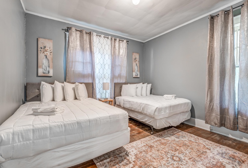 1005-1007 ROZELLE ST, Memphis, Tennessee 38114, 2 Bedrooms Bedrooms, ,1 BathroomBathrooms,Duplexes,For Sale,ROZELLE,10212428