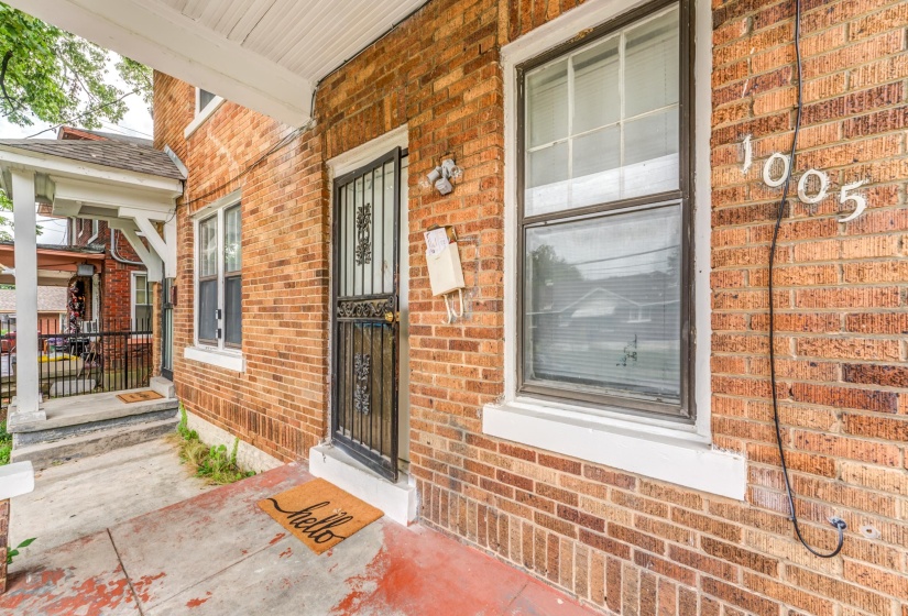 1005-1007 ROZELLE ST, Memphis, Tennessee 38114, 2 Bedrooms Bedrooms, ,1 BathroomBathrooms,Duplexes,For Sale,ROZELLE,10212428