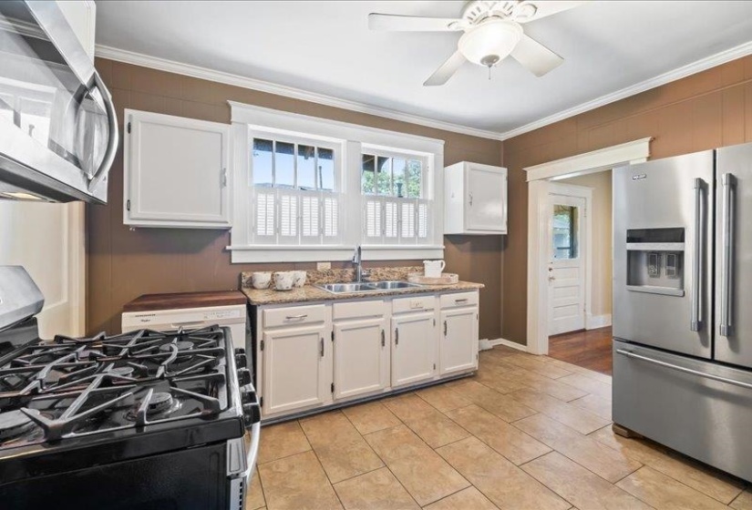 491 ALEXANDER ST, Memphis, Tennessee 38111, 3 Bedrooms Bedrooms, 7 Rooms Rooms,2 BathroomsBathrooms,Residential,For Sale,ALEXANDER,10212405