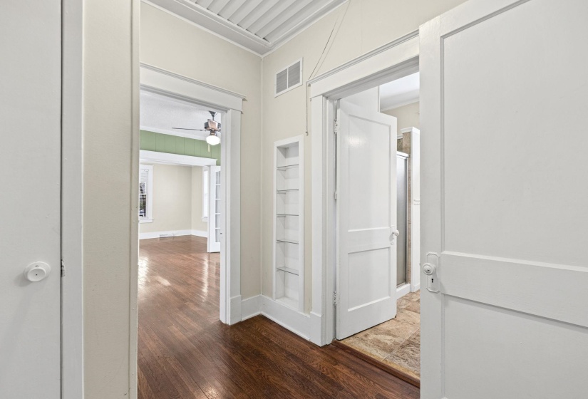 491 ALEXANDER ST, Memphis, Tennessee 38111, 3 Bedrooms Bedrooms, 7 Rooms Rooms,2 BathroomsBathrooms,Residential,For Sale,ALEXANDER,10212405