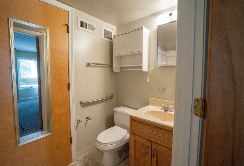 3589 COVINGTON PIKE, Memphis, Tennessee 38128, 1 Bedroom Bedrooms, 3 Rooms Rooms,1 BathroomBathrooms,Residential,For Sale,COVINGTON,10212431