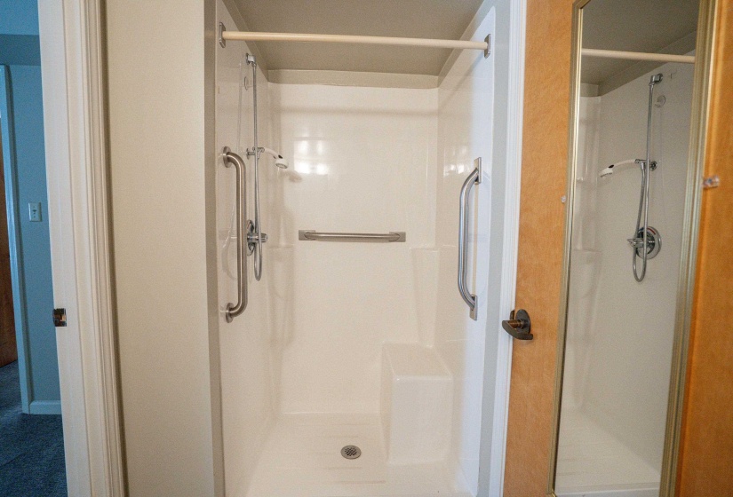 3589 COVINGTON PIKE, Memphis, Tennessee 38128, 1 Bedroom Bedrooms, 3 Rooms Rooms,1 BathroomBathrooms,Residential,For Sale,COVINGTON,10212431