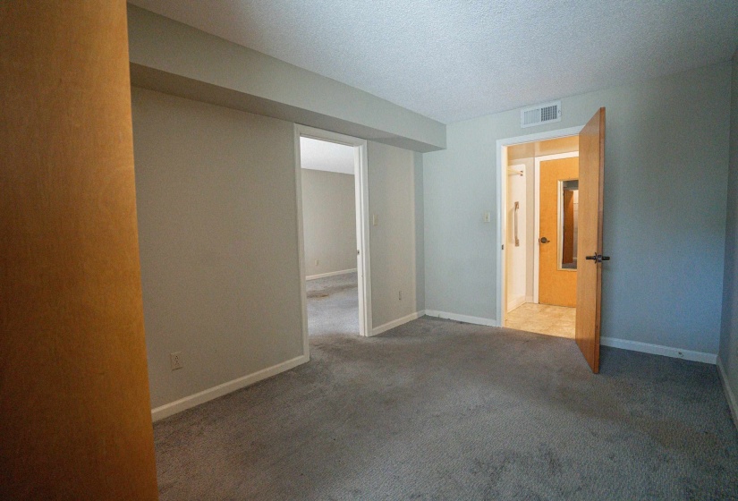 3589 COVINGTON PIKE, Memphis, Tennessee 38128, 1 Bedroom Bedrooms, 3 Rooms Rooms,1 BathroomBathrooms,Residential,For Sale,COVINGTON,10212431