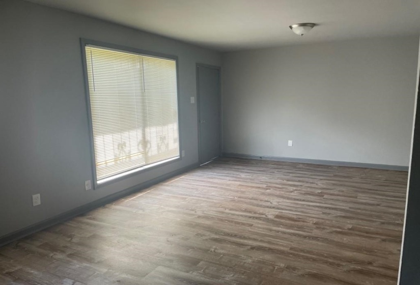 356 DELTA RD, Memphis, Tennessee 38109, 3 Bedrooms Bedrooms, 5 Rooms Rooms,1 BathroomBathrooms,Residential,For Sale,DELTA,10212433