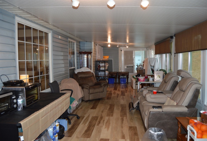 7038 BAINTREE CV, Memphis, Tennessee 38119, 5 Bedrooms Bedrooms, 10 Rooms Rooms,3 BathroomsBathrooms,Residential,For Sale,BAINTREE,10212371
