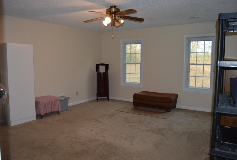 7038 BAINTREE CV, Memphis, Tennessee 38119, 5 Bedrooms Bedrooms, 10 Rooms Rooms,3 BathroomsBathrooms,Residential,For Sale,BAINTREE,10212371