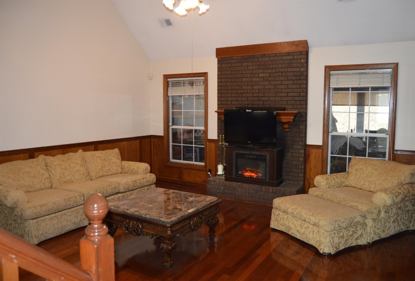 7038 BAINTREE CV, Memphis, Tennessee 38119, 5 Bedrooms Bedrooms, 10 Rooms Rooms,3 BathroomsBathrooms,Residential,For Sale,BAINTREE,10212371