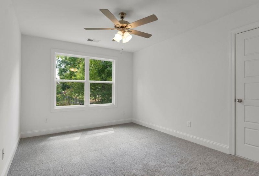 2067 BELMARIE DR, Southaven, Mississippi 38672-6456, 5 Bedrooms Bedrooms, 10 Rooms Rooms,3.1 BathroomsBathrooms,Residential,For Sale,BELMARIE,10207685