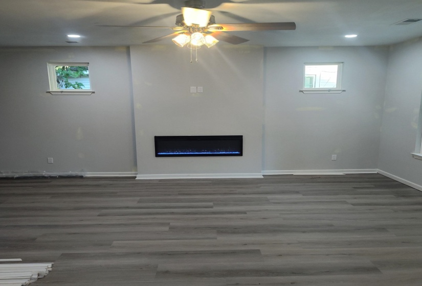 3160 WILCOX AVE, Memphis, Tennessee 38111, 3 Bedroom Bedrooms, 3 Room Rooms,2.1 BathroomBathrooms,Residential,For Sale,WILCOX,0,10212446