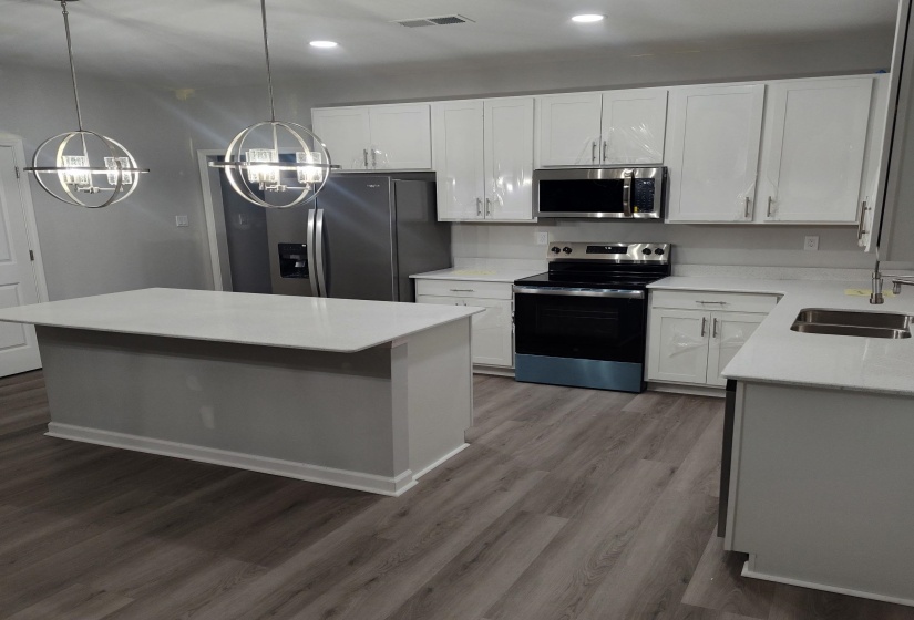 3160 WILCOX AVE, Memphis, Tennessee 38111, 3 Bedroom Bedrooms, 3 Room Rooms,2.1 BathroomBathrooms,Residential,For Sale,WILCOX,0,10212446