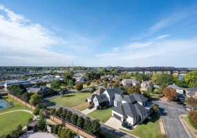 717 RIVERSIDE DR, Memphis, Tennessee 38103, 2 Bedrooms Bedrooms, 6 Rooms Rooms,2 BathroomsBathrooms,Residential,For Sale,RIVERSIDE,10212457