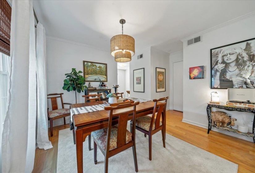 506 PEABODY SQ, Memphis, Tennessee 38104, 2 Bedrooms Bedrooms, 4 Rooms Rooms,1.1 BathroomsBathrooms,Residential,For Sale,PEABODY,10212526
