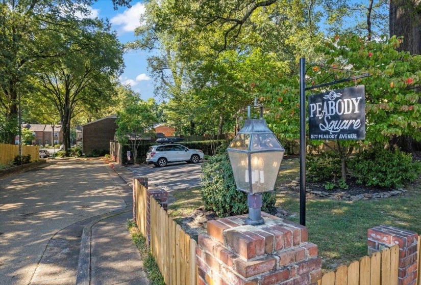 506 PEABODY SQ, Memphis, Tennessee 38104, 2 Bedrooms Bedrooms, 4 Rooms Rooms,1.1 BathroomsBathrooms,Residential,For Sale,PEABODY,10212526