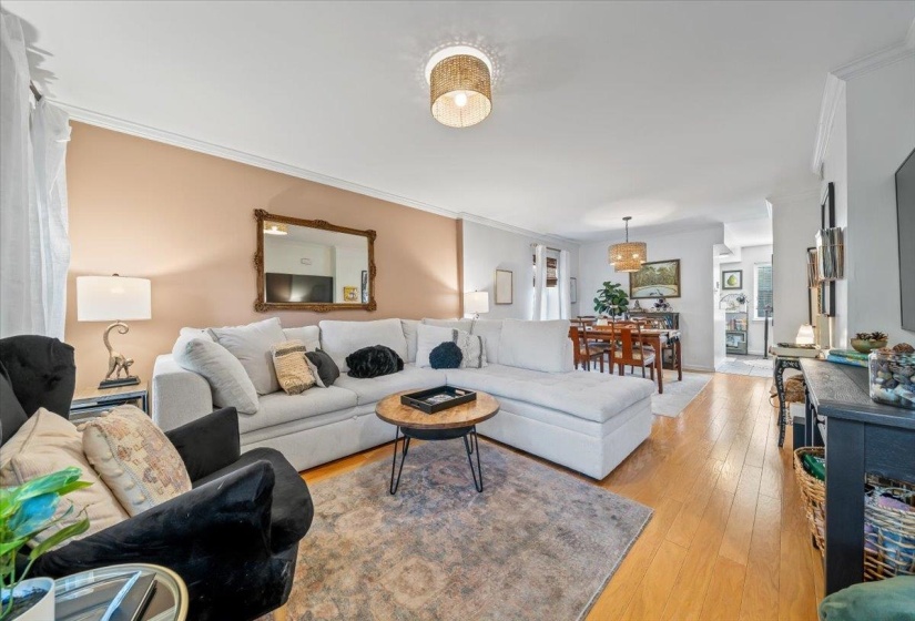 506 PEABODY SQ, Memphis, Tennessee 38104, 2 Bedrooms Bedrooms, 4 Rooms Rooms,1.1 BathroomsBathrooms,Residential,For Sale,PEABODY,10212526