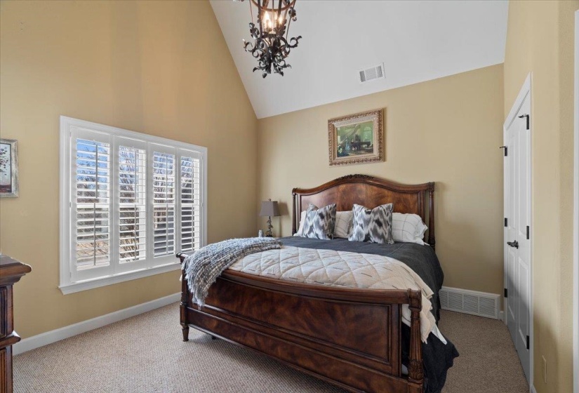 527 FAIRWAY DR, Covington, Tennessee 38019, 4 Bedroom Bedrooms, 13 Room Rooms,3.1 BathroomBathrooms,Residential,For Sale,FAIRWAY,0,10212532