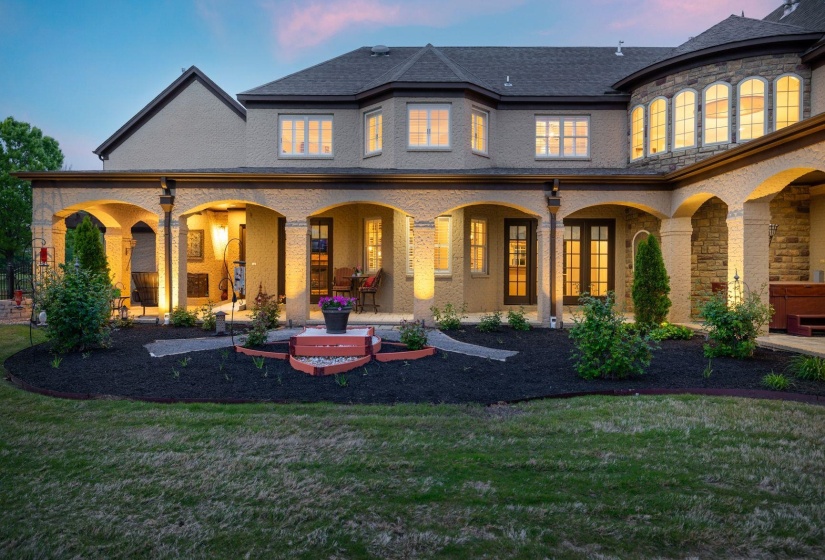 527 FAIRWAY DR, Covington, Tennessee 38019, 4 Bedroom Bedrooms, 13 Room Rooms,3.1 BathroomBathrooms,Residential,For Sale,FAIRWAY,0,10212532