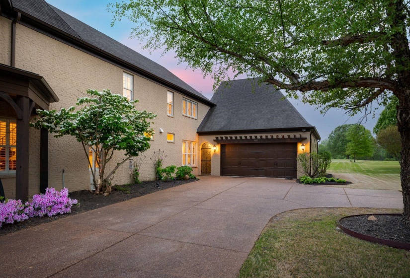 527 FAIRWAY DR, Covington, Tennessee 38019, 4 Bedroom Bedrooms, 13 Room Rooms,3.1 BathroomBathrooms,Residential,For Sale,FAIRWAY,0,10212532