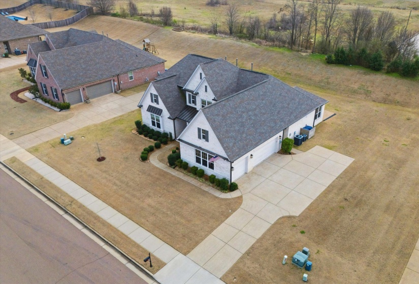 Aerial view of property and surrounding area