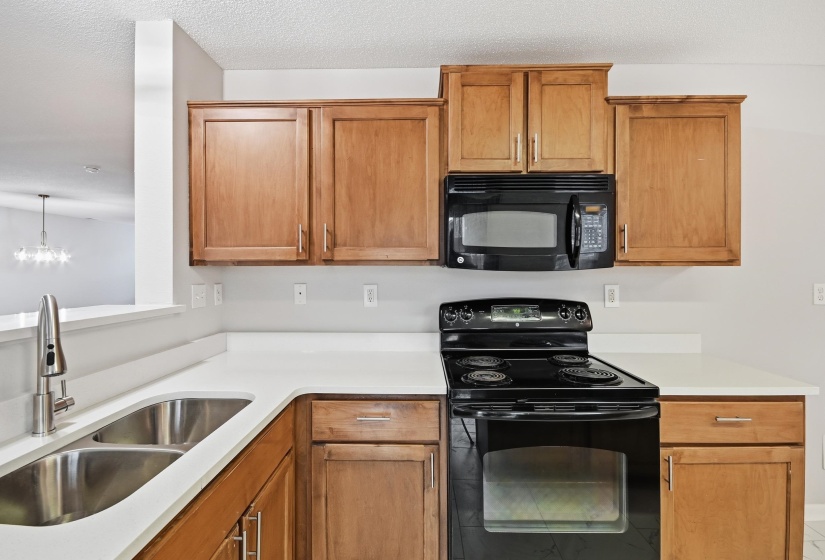 7743 FREEHOLD DR, Memphis, Tennessee 38125, 3 Bedrooms Bedrooms, 8 Rooms Rooms,2.1 BathroomsBathrooms,Residential,For Sale,FREEHOLD,10212601