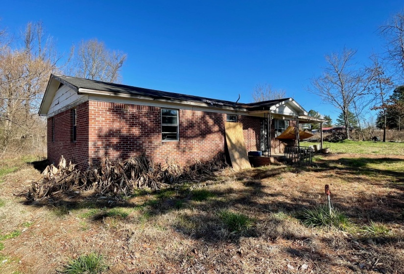 210 ROGERS DR, Somerville, Tennessee 38068, 2 Bedrooms Bedrooms, 4 Rooms Rooms,1 BathroomBathrooms,Residential,For Sale,ROGERS,10212609