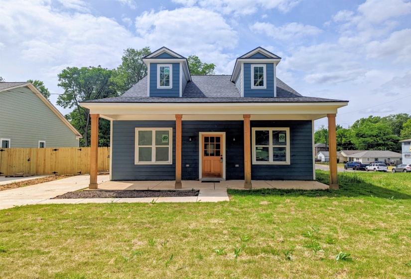 1055 SHAW PL, Memphis, Tennessee 38126, 3 Bedrooms Bedrooms, 6 Rooms Rooms,2 BathroomsBathrooms,Residential,For Sale,SHAW,10194193