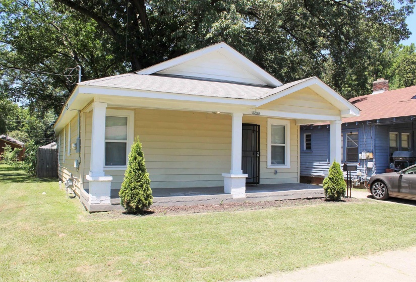 1545 OAKWOOD ST, Memphis, Tennessee 38108, 3 Bedrooms Bedrooms, 6 Rooms Rooms,2 BathroomsBathrooms,Residential,For Sale,OAKWOOD,10212650