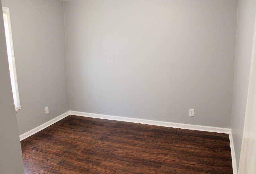 1545 OAKWOOD ST, Memphis, Tennessee 38108, 3 Bedrooms Bedrooms, 6 Rooms Rooms,2 BathroomsBathrooms,Residential,For Sale,OAKWOOD,10212650