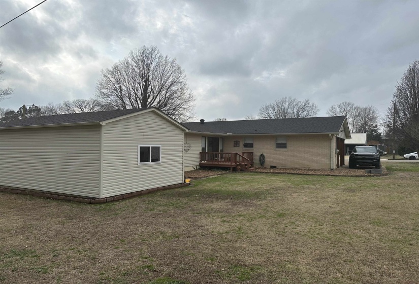 376 SUNSET DR, Lexington, Tennessee 38351-9999, 4 Bedrooms Bedrooms, 9 Rooms Rooms,2 BathroomsBathrooms,Residential,For Sale,SUNSET,10212696