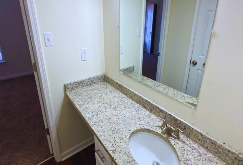 3725 WAX MYRTLE DR, Memphis, Tennessee 38115, 2 Bedrooms Bedrooms, 5 Rooms Rooms,1.1 BathroomsBathrooms,Residential,For Sale,WAX MYRTLE,10210038