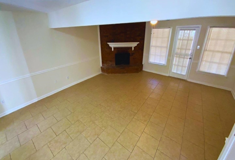 3725 WAX MYRTLE DR, Memphis, Tennessee 38115, 2 Bedrooms Bedrooms, 5 Rooms Rooms,1.1 BathroomsBathrooms,Residential,For Sale,WAX MYRTLE,10210038