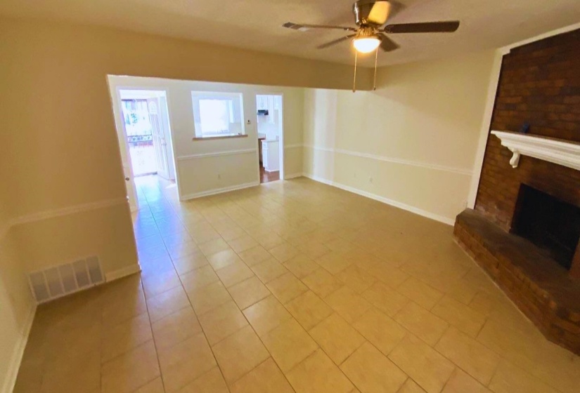 3725 WAX MYRTLE DR, Memphis, Tennessee 38115, 2 Bedrooms Bedrooms, 5 Rooms Rooms,1.1 BathroomsBathrooms,Residential,For Sale,WAX MYRTLE,10210038
