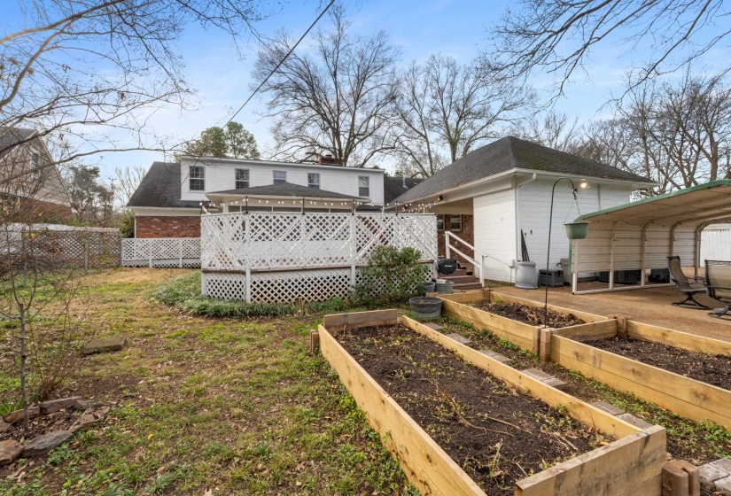 5330 WALNUT GROVE RD, Memphis, Tennessee 38120, 4 Bedrooms Bedrooms, 8 Rooms Rooms,3.1 BathroomsBathrooms,Residential,For Sale,WALNUT GROVE,10212772
