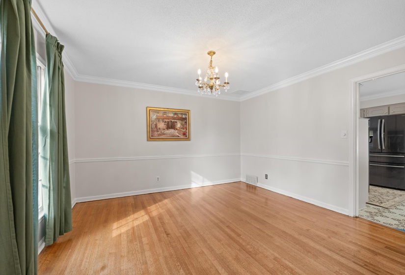 5330 WALNUT GROVE RD, Memphis, Tennessee 38120, 4 Bedrooms Bedrooms, 8 Rooms Rooms,3.1 BathroomsBathrooms,Residential,For Sale,WALNUT GROVE,10212772