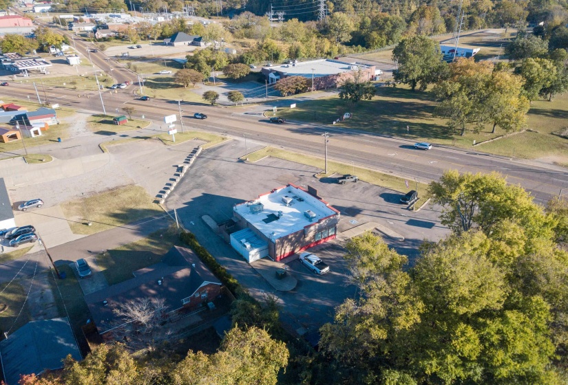 190 BRIDGE AVE, Savannah, Tennessee 38372, ,Commercial/industrial,For Sale,BRIDGE,10212826